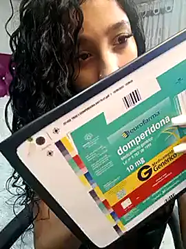 Shelley-Hack online show from 02/12/25, 12:55