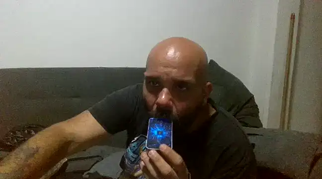 Snapshot of Chubi6669 chatting on 01/30/25, 12:50 Chubi6669 online show from 01/30/25, 12:50