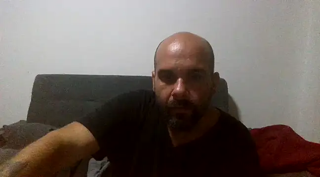 Snapshot of Chubi6669 chatting on 02/06/25, 12:37 Chubi6669 online show from 02/06/25, 12:37