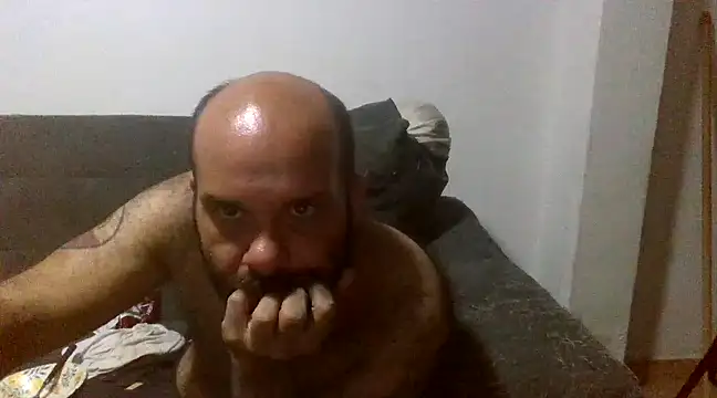 Snapshot of Chubi6669 chatting on 02/23/25, 06:45 Chubi6669 online show from 02/23/25, 06:45