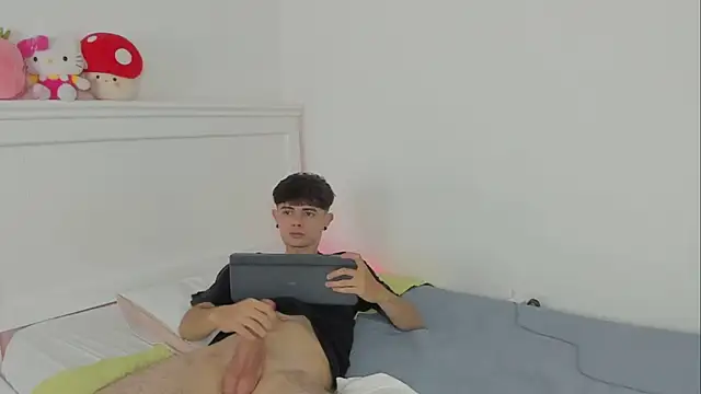 connor and angel online show from 04/01/26, 01:17