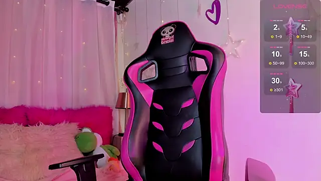 Snapshot of emma_soffia_ chatting on 03/10/25, 05:39 emma soffia  online show from 03/10/25, 05:39