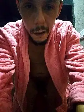 Snapshot of Santanacumxplod chatting on 10/13/25, 02:33 Santanacumxplod online show from 10/13/25, 02:33