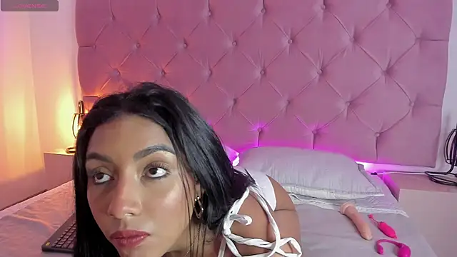 AndySaenzz online show from 03/18/25, 04:04