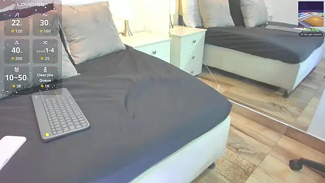 raquell moore online show from 01/16/26, 02:43