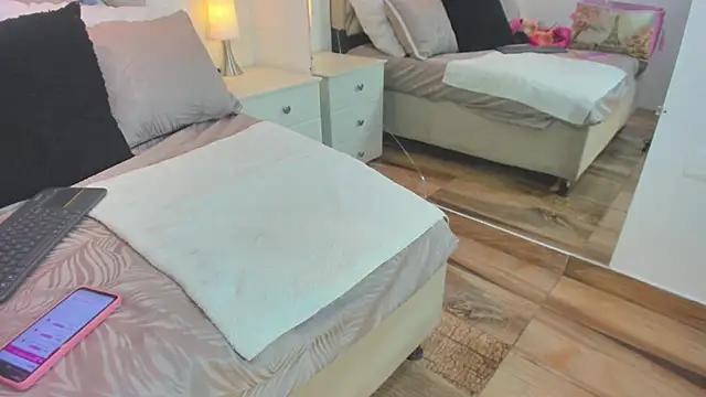 raquell moore online show from 02/03/26, 12:21