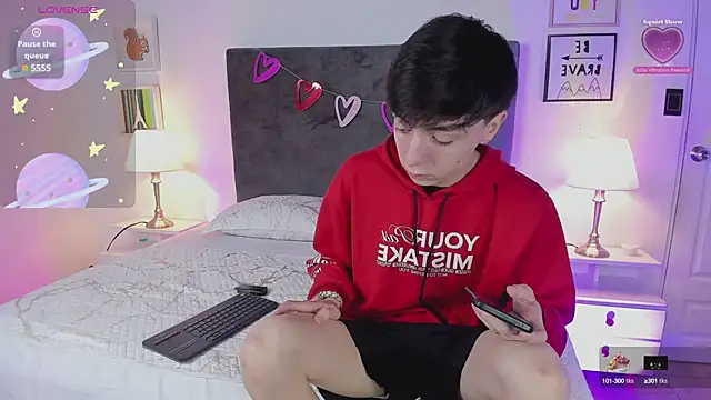 ethan and ava online show from 02/27/25, 01:49