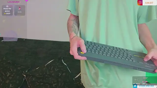 ethan and ava online show from 04/11/26, 02:49