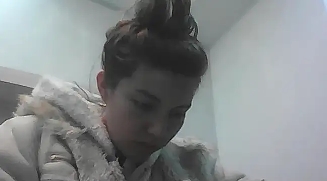 VittoriaTaylor online show from 03/09/25, 12:09