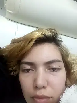 VittoriaTaylor online show from 09/27/25, 01:54