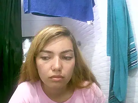 VittoriaTaylor online show from 02/16/26, 09:00