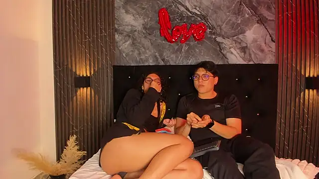 vanilla hot online show from 02/16/25, 10:21