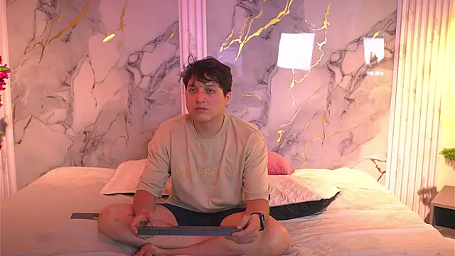 Snapshot of vanilla_hot chatting on 11/25/25, 07:25 vanilla hot online show from 11/25/25, 07:25