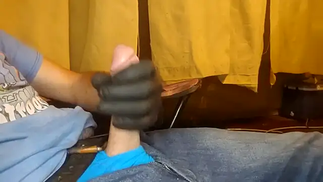 bwcbeat83 online show from 09/10/25, 07:41