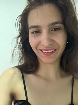 Bella still online show from 12/20/25, 01:29