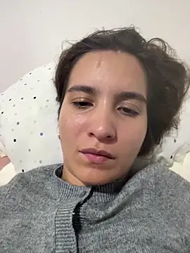 Bella still online show from 05/27/26, 03:03