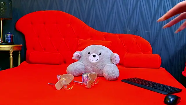 Snapshot of SelenaNoir chatting on 02/06/25, 05:03 SelenaNoir online show from 02/06/25, 05:03