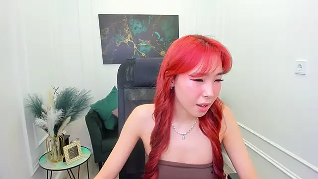 AnnaReyla online show from 04/03/26, 07:34