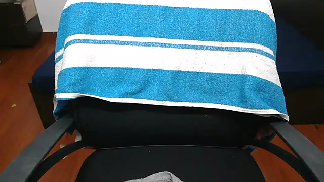 Snapshot of LovelyRosy chatting on 10/07/25, 01:03 LovelyRosy online show from 10/07/25, 01:03