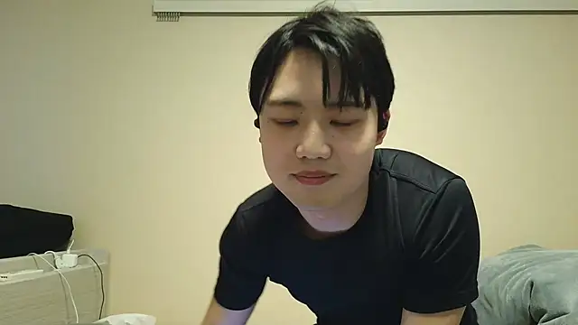 nunnun00 online show from 02/23/25, 06:49