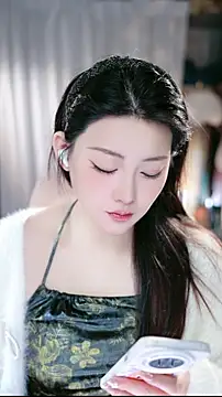 Dou-Dou-er online show from 03/25/26, 01:00