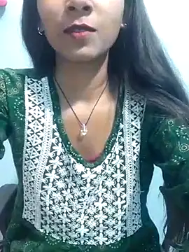 Snapshot of Divya-2007 chatting on 02/13/25, 11:39 Divya-2007 online show from 02/13/25, 11:39