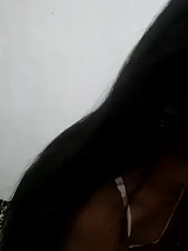 Snapshot of Divya-2007 chatting on 11/17/25, 12:49 Divya-2007 online show from 11/17/25, 12:49