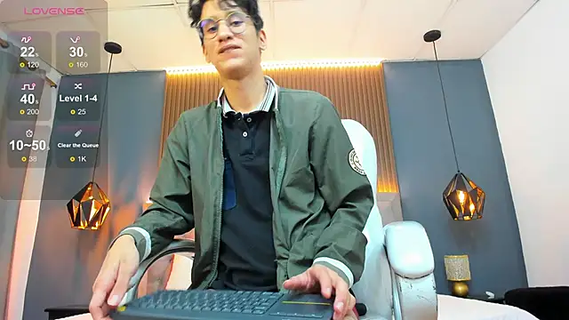 Cum hunters online show from 09/18/25, 03:30