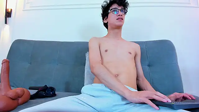 Cum hunters online show from 02/15/26, 07:51