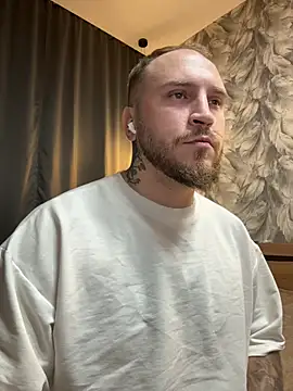  XxX-XxX  online show from 11/01/25, 05:15