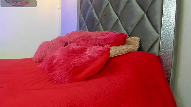 Snapshot of Sophiaa_Gomez chatting on 09/17/25, 07:32 Sophiaa Gomez online show from 09/17/25, 07:32