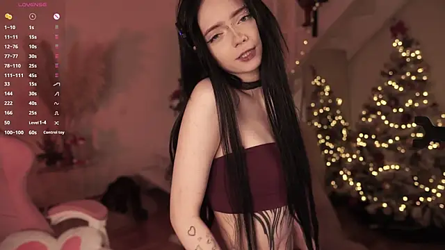 Snapshot of miuri_miy chatting on 12/19/25, 06:15 miuri miy online show from 12/19/25, 06:15