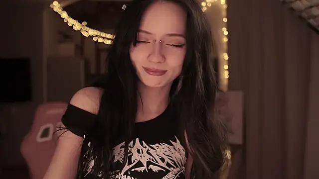 miuri miy online show from 04/20/26, 07:48