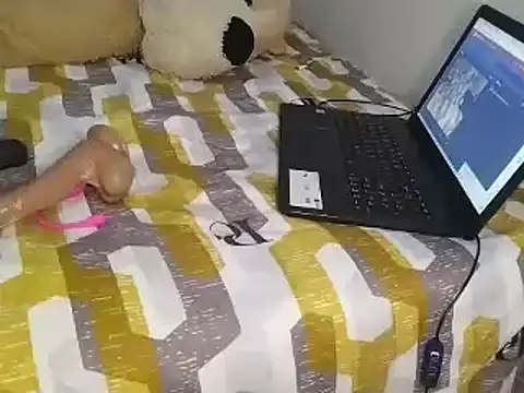 Snapshot of Chandy012 chatting on 11/26/25, 02:07 Chandy012 online show from 11/26/25, 02:07