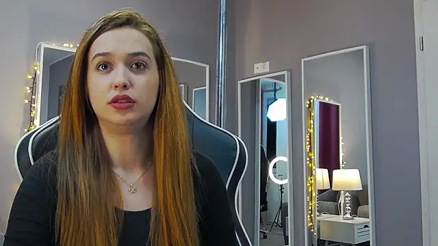 Snapshot of Eva_Lovvia_ chatting on 01/21/25, 03:26 Eva Lovvia  online show from 01/21/25, 03:26