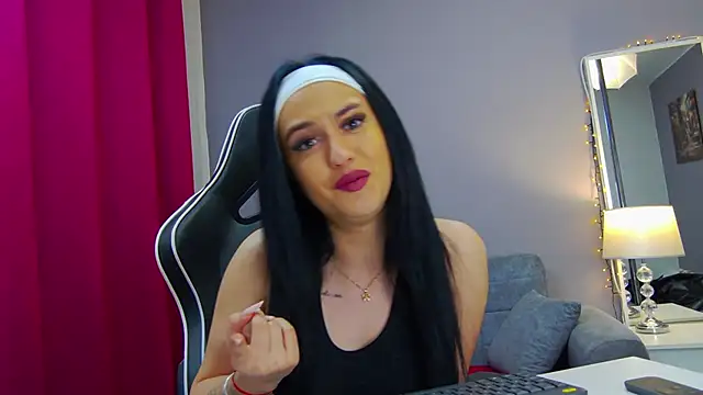 Snapshot of Eva_Lovvia_ chatting on 02/17/25, 08:47 Eva Lovvia  online show from 02/17/25, 08:47