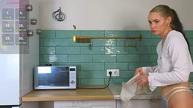 too sexxxy online show from 01/27/25, 01:16