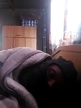 Snapshot of LaneYam chatting on 07/13/26, 06:38 LaneYam online show from 07/13/26, 06:38