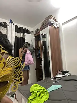 Snapshot of DrinkLikeFish chatting on 02/08/25, 08:32 DrinkLikeFish online show from 02/08/25, 08:32