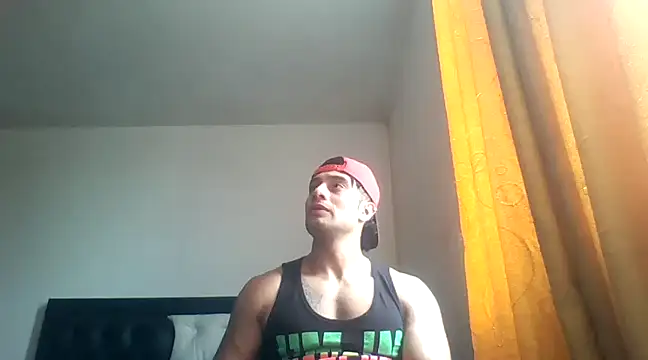 Snapshot of davidcr89 chatting on 01/30/25, 03:40 davidcr89 online show from 01/30/25, 03:40