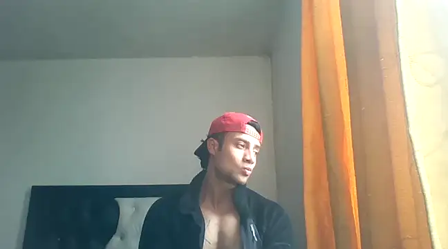 Snapshot of davidcr89 chatting on 02/02/25, 07:14 davidcr89 online show from 02/02/25, 07:14