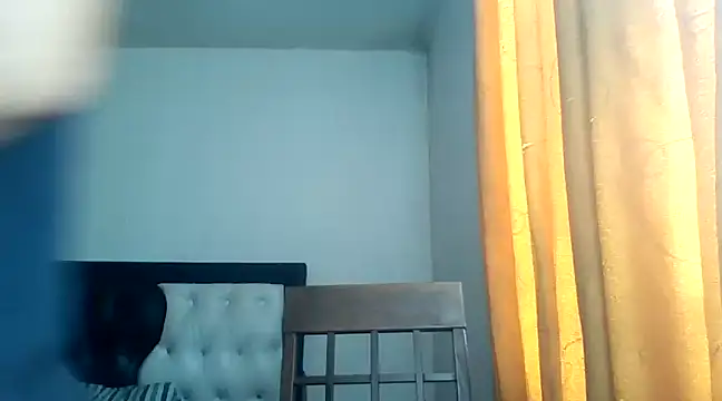 Snapshot of davidcr89 chatting on 03/12/25, 07:28 davidcr89 online show from 03/12/25, 07:28