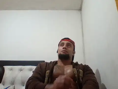 Snapshot of davidcr89 chatting on 09/18/25, 06:04 davidcr89 online show from 09/18/25, 06:04