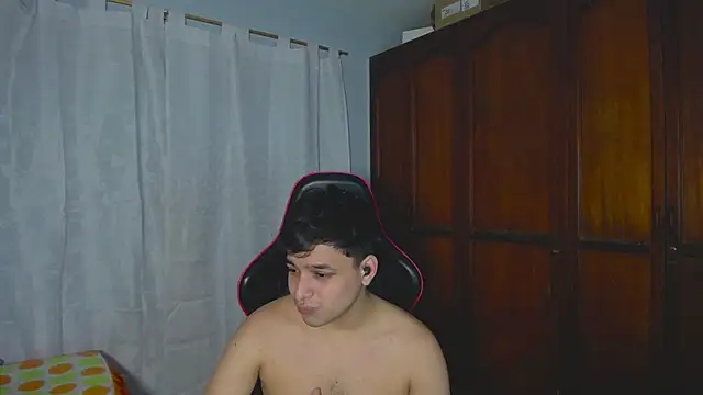 Snapshot of xxxcocorood chatting on 11/10/25, 10:09 xxxcocorood online show from 11/10/25, 10:09