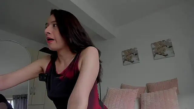 Snapshot of Andrewine89 chatting on 09/24/25, 09:40 Andrewine89 online show from 09/24/25, 09:40