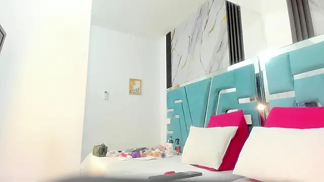 Snapshot of miilaklum chatting on 02/28/25, 07:25 miilaklum online show from 02/28/25, 07:25