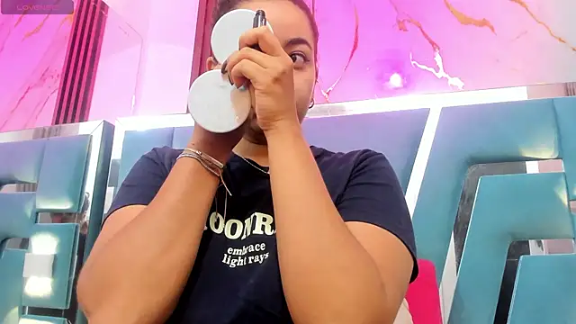 miilaklum online show from 05/03/26, 02:23