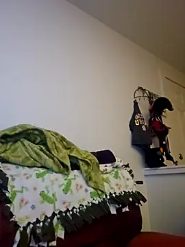 CorgiGodez98 online show from 11/27/25, 03:52