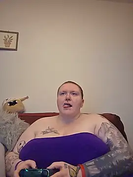 CorgiGodez98 online show from 05/16/26, 03:36