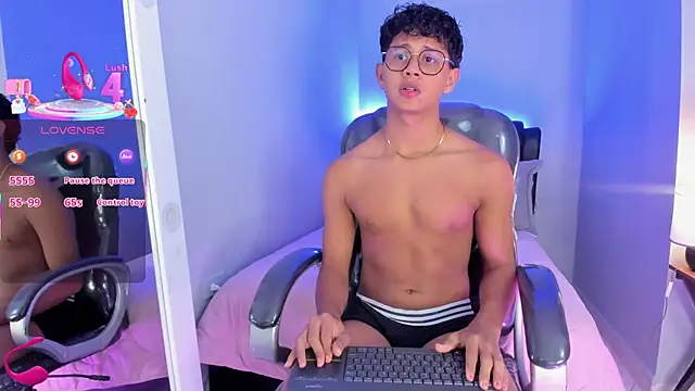 Dawn16  online show from 11/30/25, 01:59